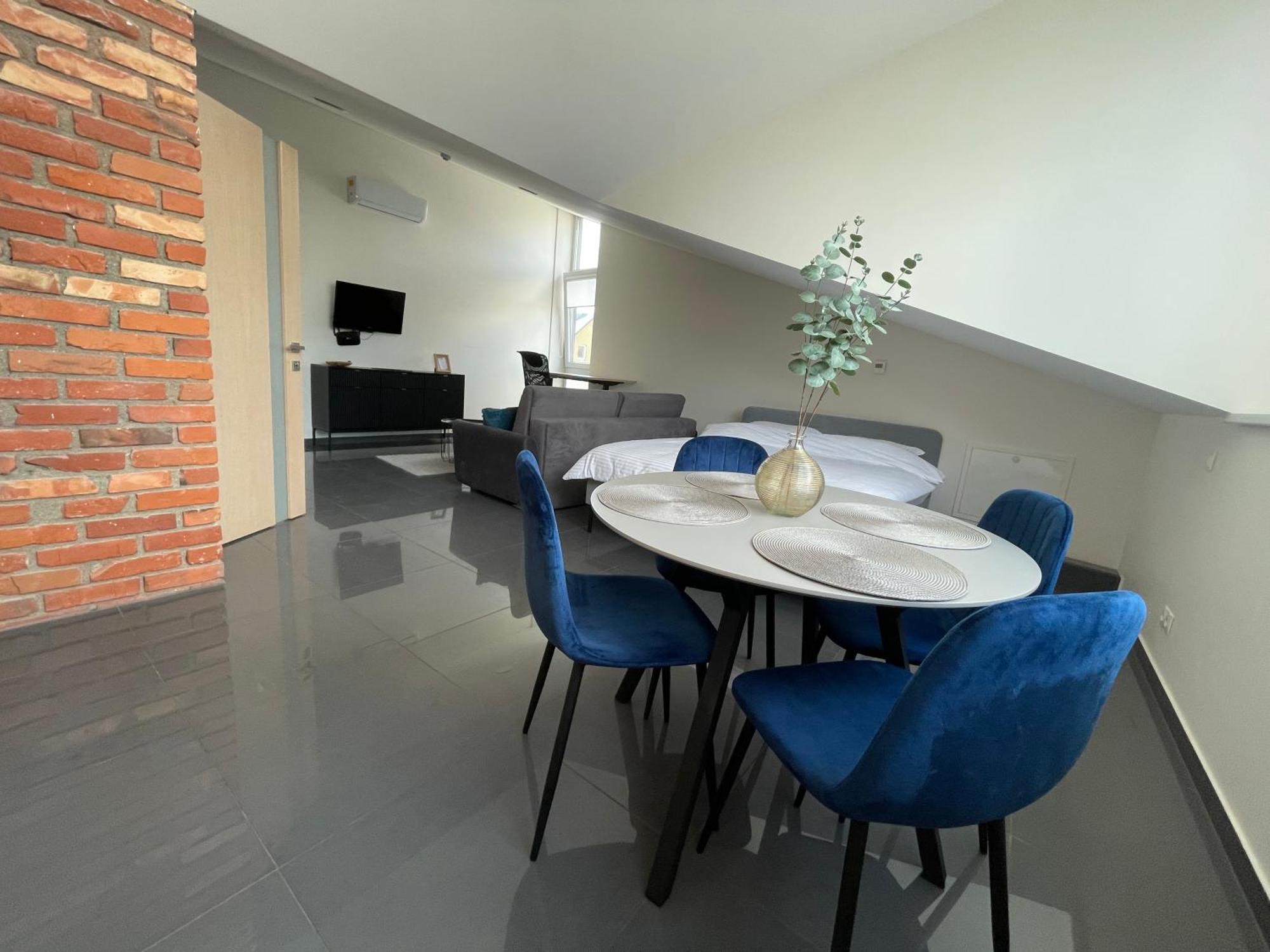 Apartment Krantine - Self Check In Каунас Екстериор снимка